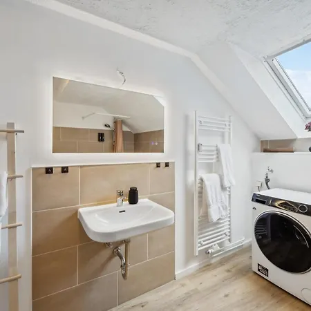 Amigo 2 דירה שוורין