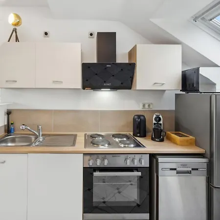 Amigo 2 שוורין